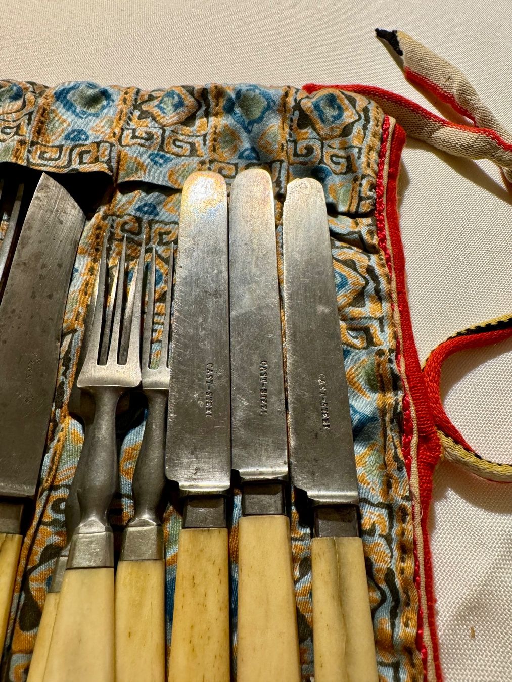 Set di posate: Ensemble de couverts de table – Usato da Cressier FR venduto da arnoos 3