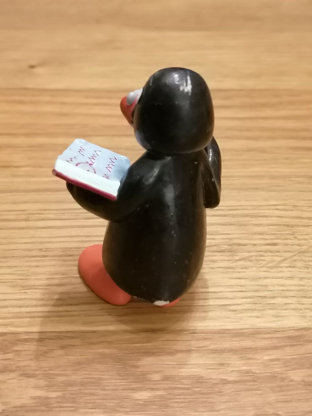 Bullyland Statuette: Bullyland Pingu Figur 1990 – Usato da Basel venduto da vintagecollector 1
