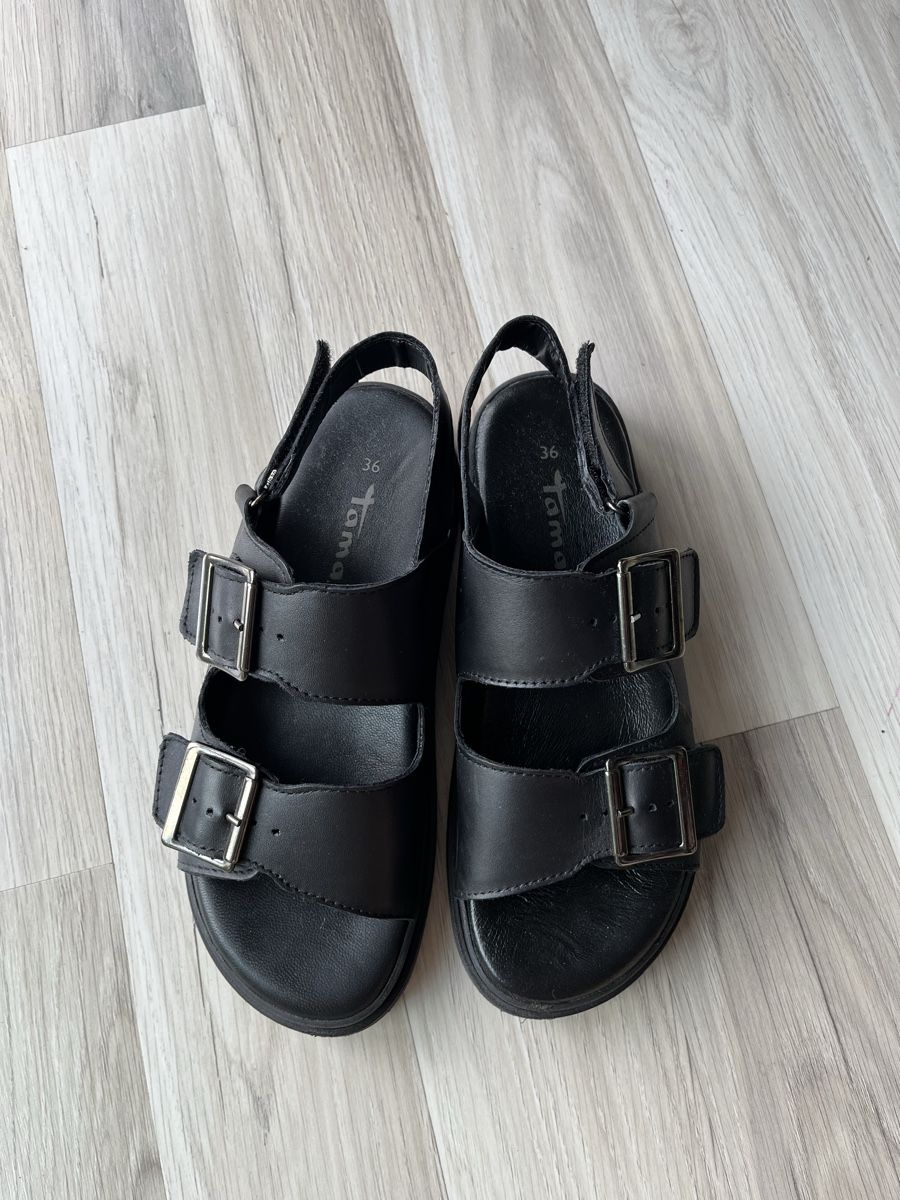 Scarpe da donna: Schwarze Ledersandalen – Usato da Sarnen venduto da sab_ll66 3
