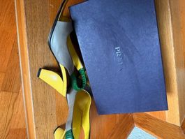 Exquisite Prada Sandalen Gelb/grau Gr. 39