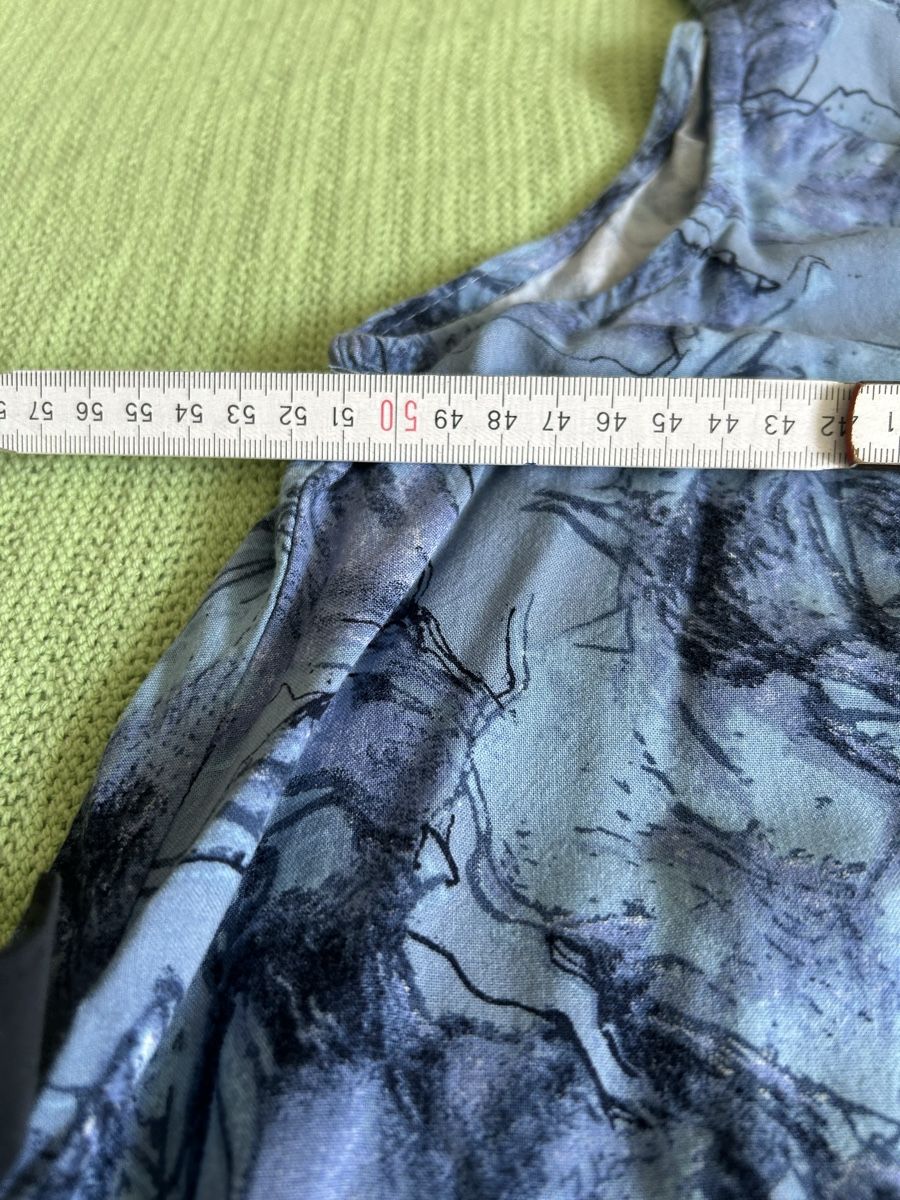 Kleider: Leichtes Blauton Sommerkleid – Gebraucht aus Rüti ZH von Masken 3