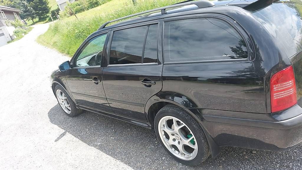 Autos: Skoda Octavia Combi – D'occasion à St.gallen par vali123456789 1