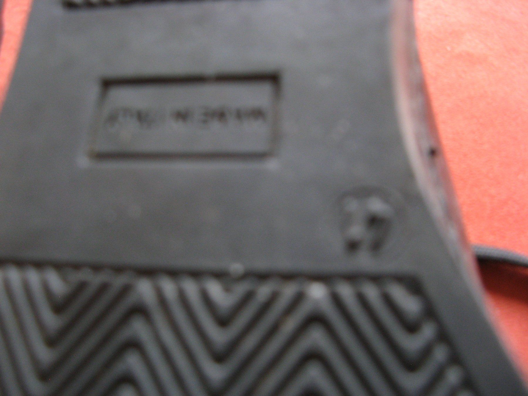 Scarpe da donna: Sneakers Gr. 41 Pollini – Usato da Zürich venduto da apil 2