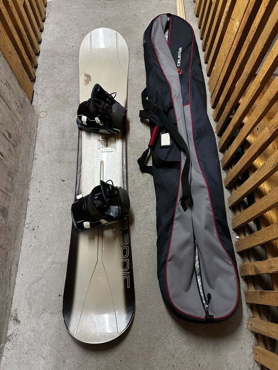 Board: Snowboard – Usato da Bern venduto da run80