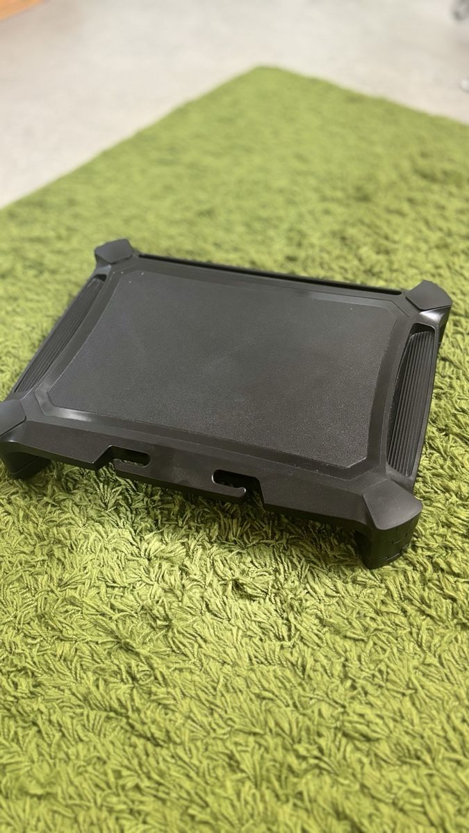 Staffa per monitor: Erhöhung für Laptop oder Computer – Usato da Oberengstringen venduto da ann_ddh2