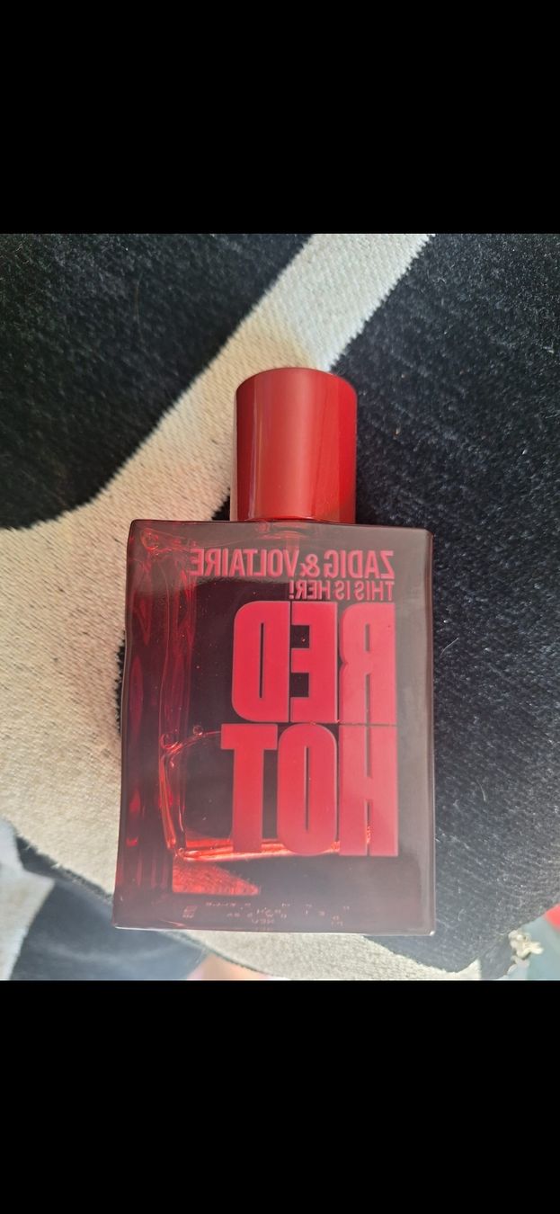 Profumi & Eau de Toilette: profumi – Usato da Rovio venduto da pri_ml8y