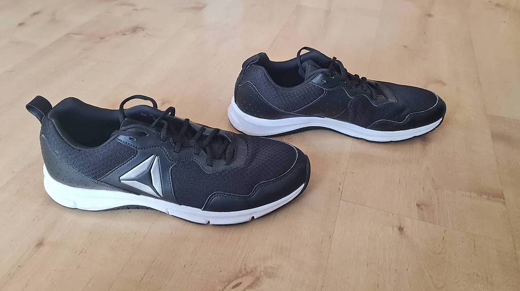 Scarpe da uomo: Baskets Reebok taille 44 – Usato da Versoix venduto da oliviera71