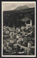 Tiefenkastel, Ortsansicht gegen den Berg