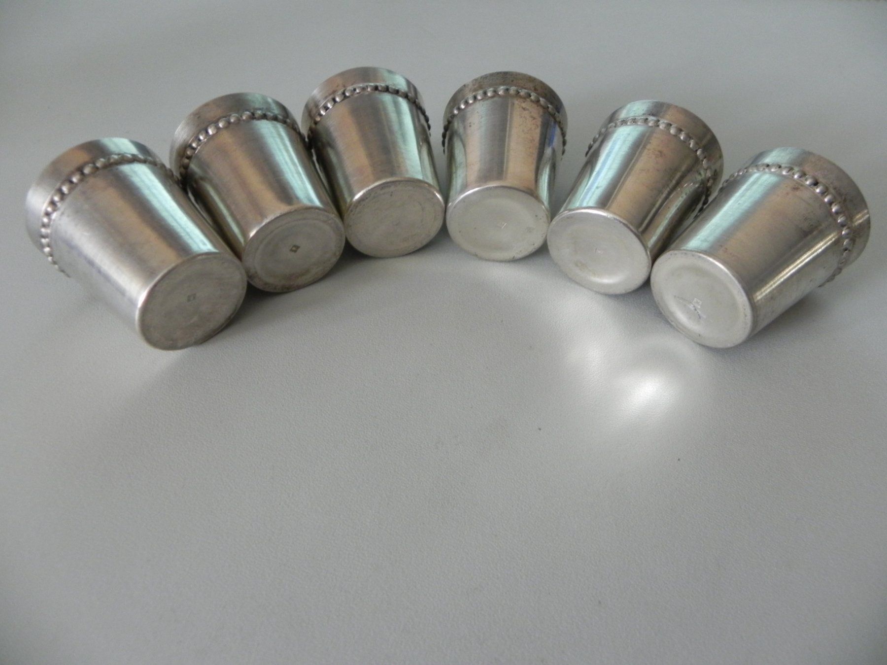 Bicchieri: 6 kleine silberne Schnaps Gläser / Silber? Versilbert? – Usato da Minusio venduto da Lory64 2
