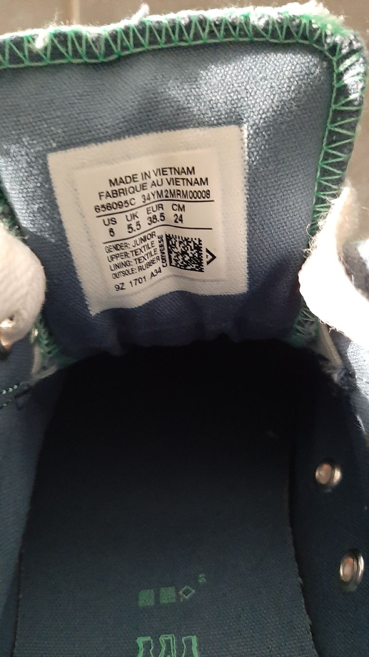 Converse Chaussures femmes: Converse Turnschuh Grösse 38.5 – D'occasion à Dübendorf par Luuuusmeitli12 4