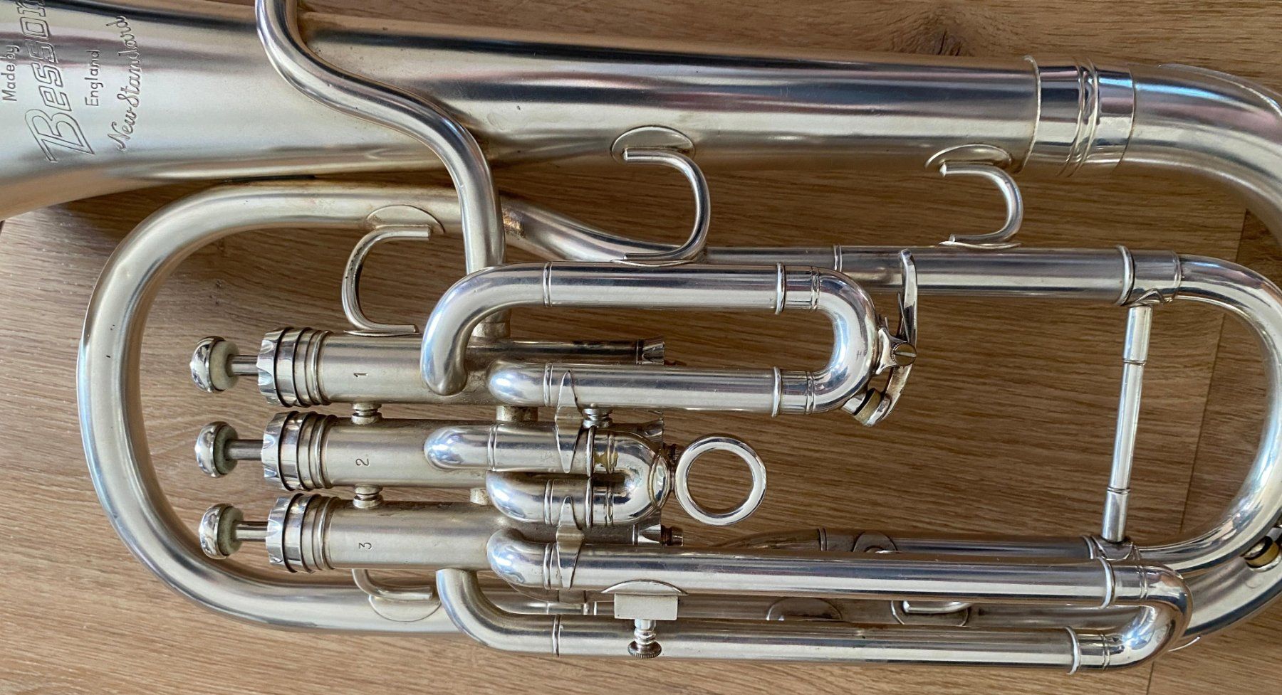 Besson Strumenti musicali: ES-Horn BESSON New Standard versilbert mit Koffer – Usato da Oberrohrdorf venduto da Mtubist 2