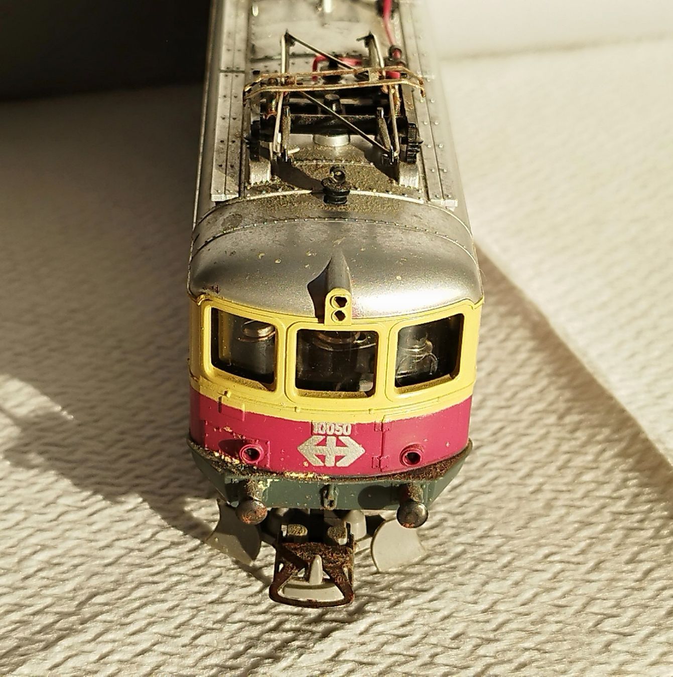 Lima Modellini di ferrovie: Lima H0 E-Lok BR 10050 SBB Gleichstrom Analog OVP – Usato da Urtenen-Schönbühl venduto da Kernbeisser25 3