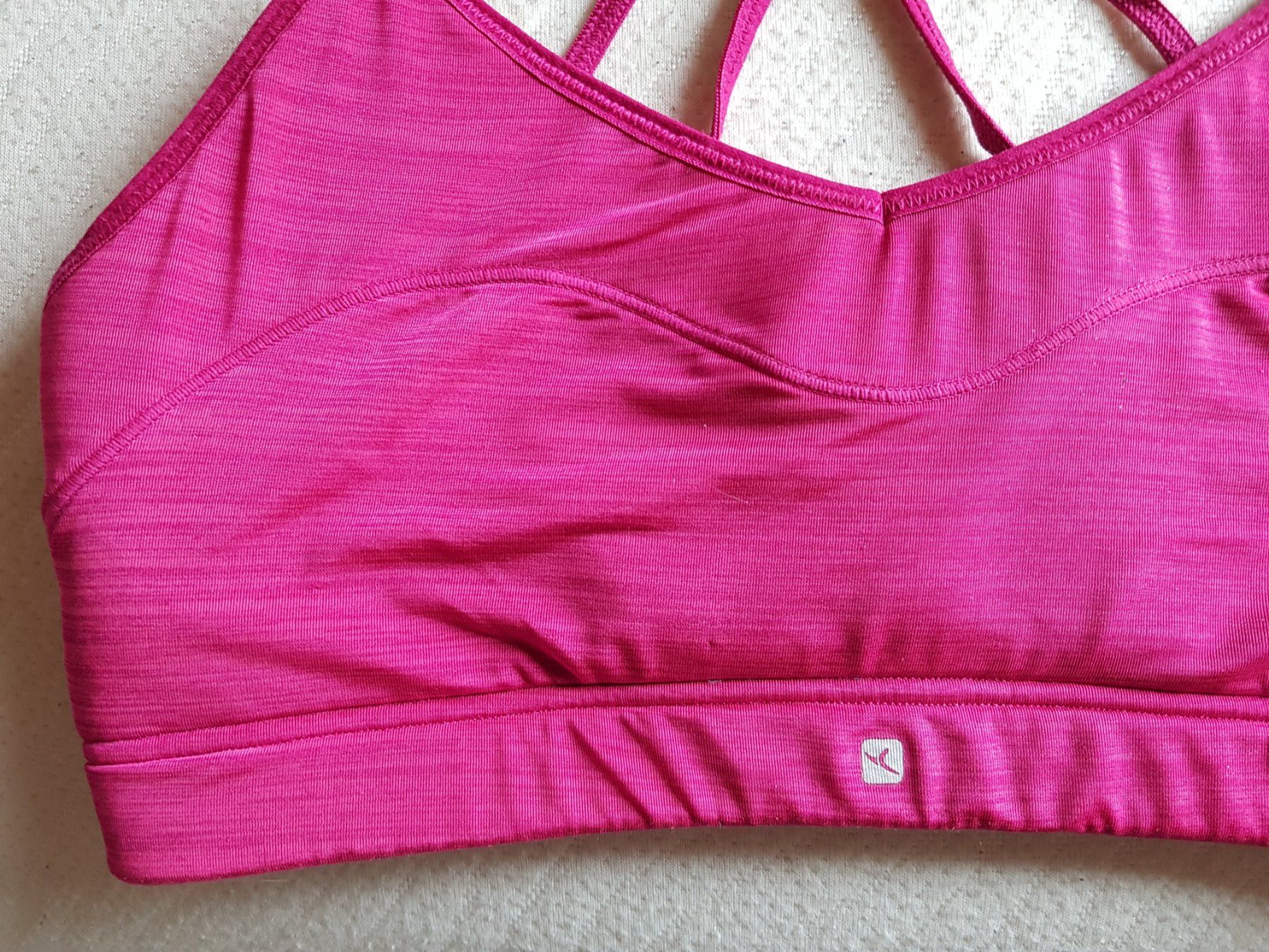 Tops: TOP de Sport Taille S, Neuf – Gebraucht aus Haute-Nendaz von DetoutDerien 1