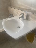 Waschbecken / Lavabo