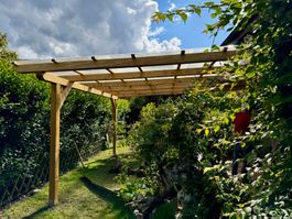 Handgefertigte Pergola