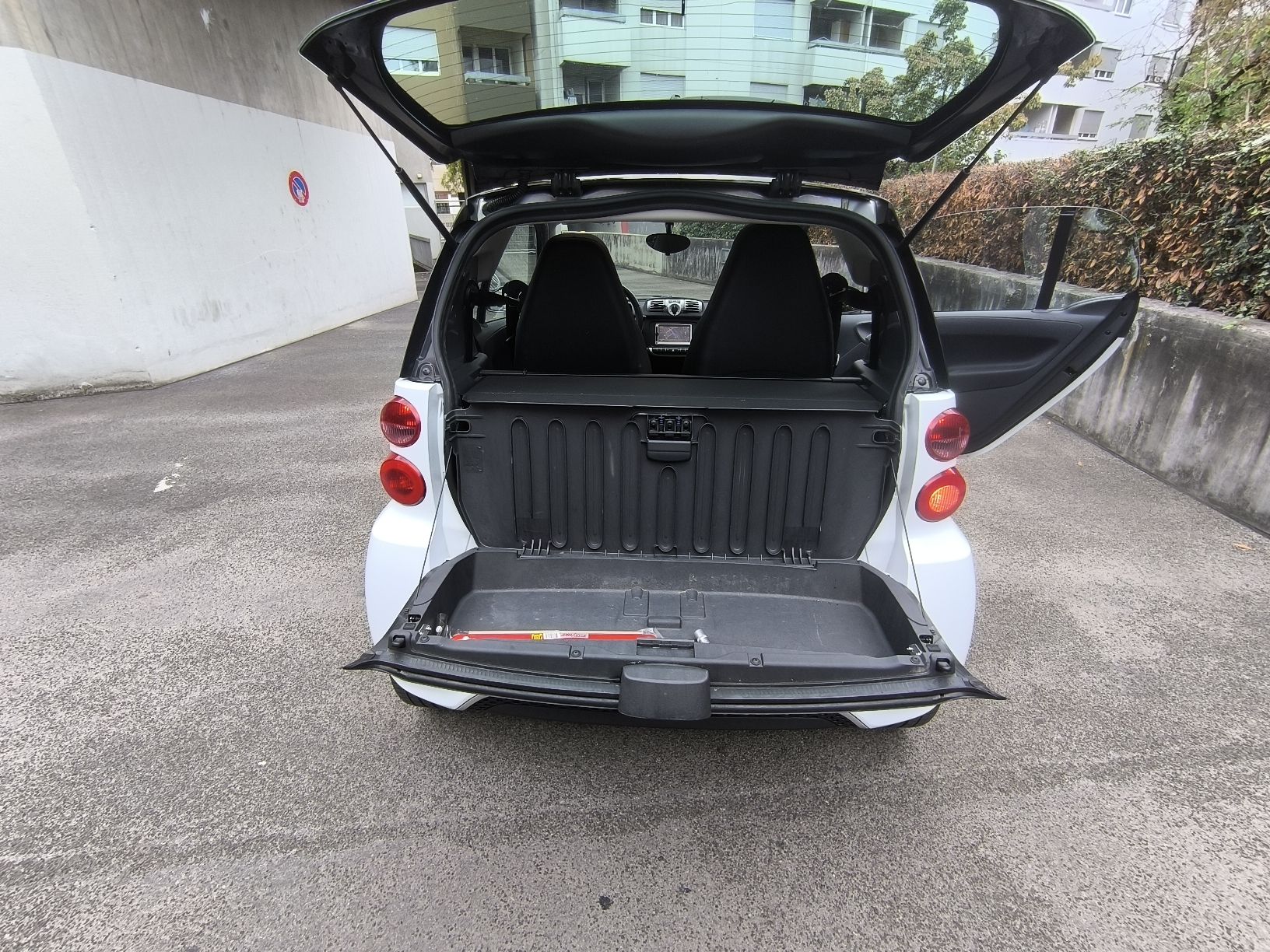 Automobili: Smart fortwo coupe mhd  – Usato da Basel venduto da Kutti 5