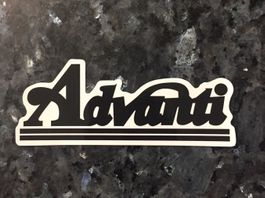 Advanti Aufkleber ca 9x3.7cm