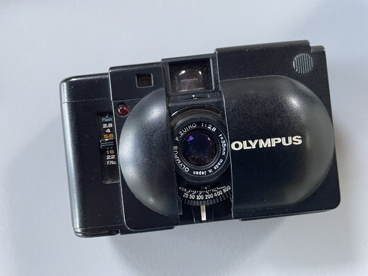 Olympus Fotocamera: Olympus XA, analoge Kamera  – Usato da Zürich venduto da haeschesnonid 2