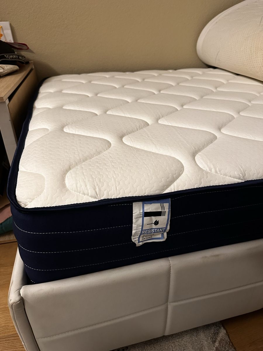 Betten: Bett mit neuer Matratze – Gebraucht aus Wallisellen von Smarre 4