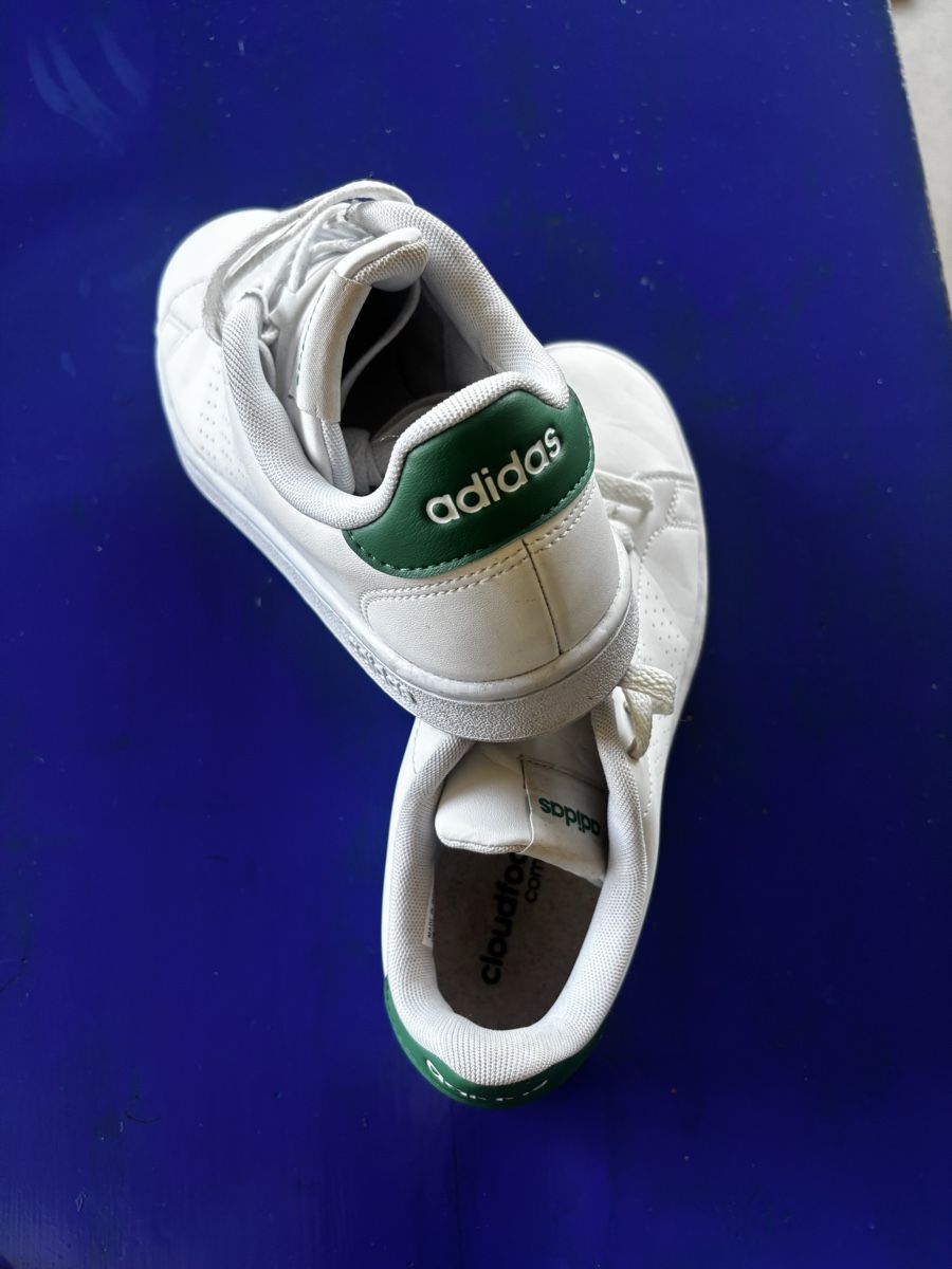 Adidas Chaussures hommes: Adidas Schuhe Gr. 38 2/3 – D'occasion à Zürich par Pat8038 1