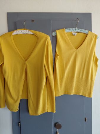 TWIN SET