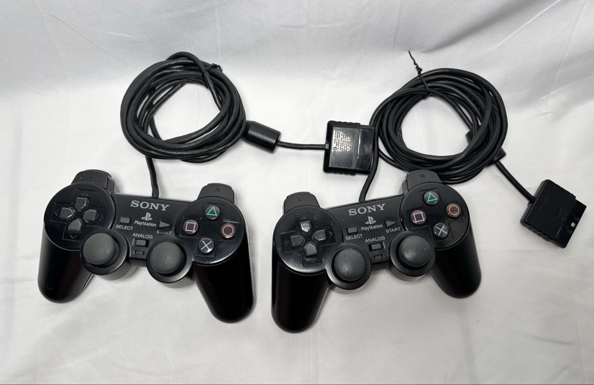 Sony Controller: 2x Controller PS2 - Difettati - PlayStation – Difettoso da Gordola venduto da kar_gy5g