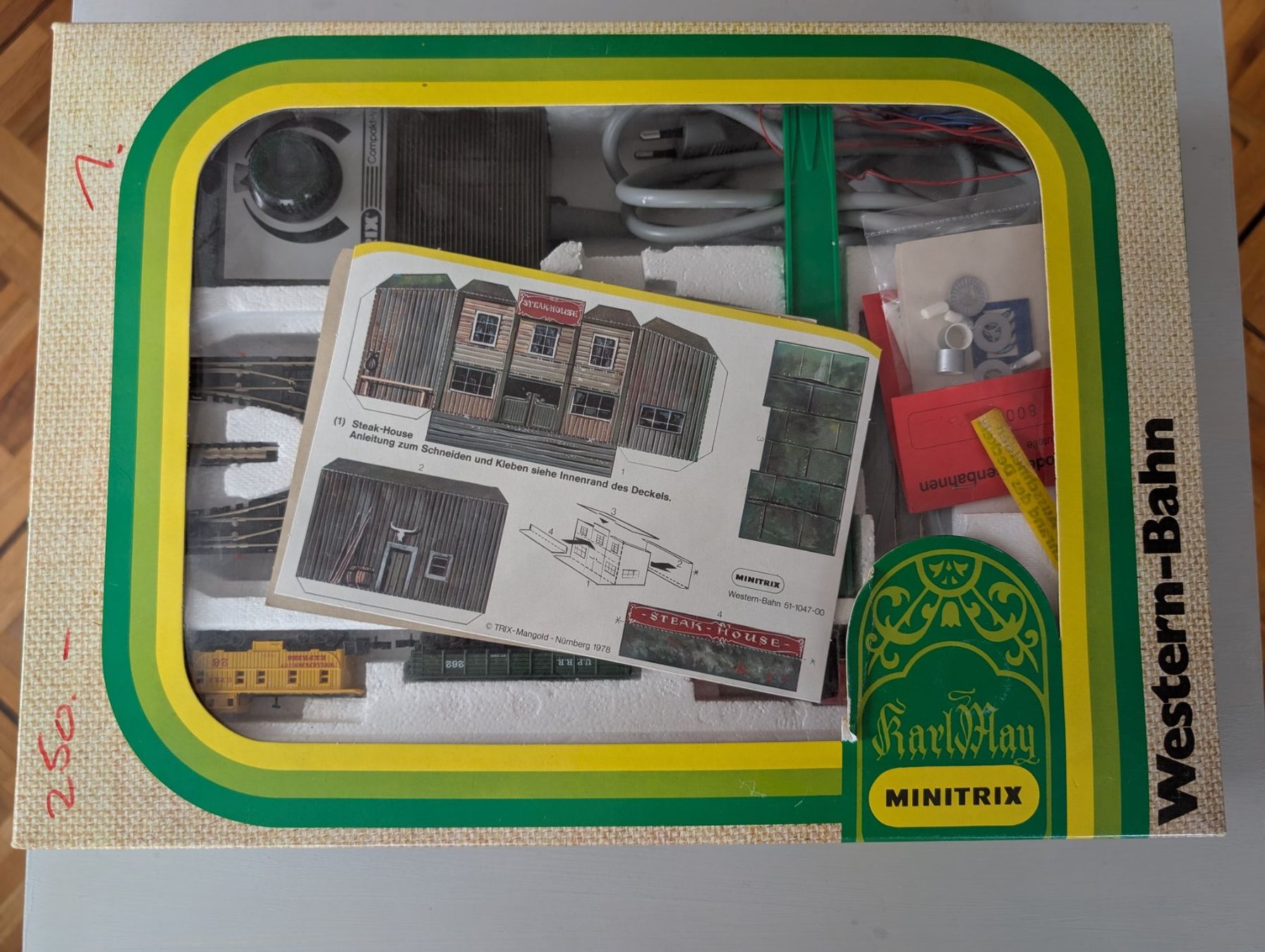 Trix Modelleisenbahnen: Minitrix Western Bahn – Gebraucht aus Meierskappel von Bright2