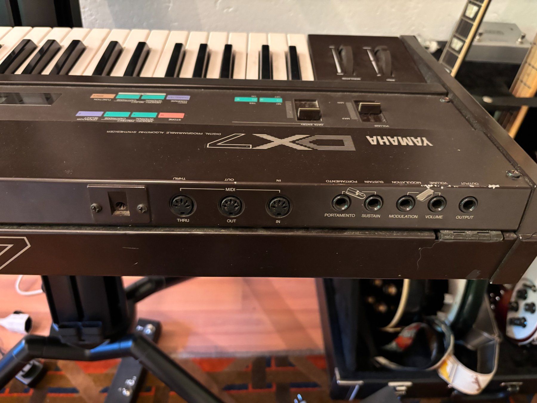Yamaha Strumenti musicali: Yamaha DX7 – Difettoso da Wabern venduto da luc_7x6v 1