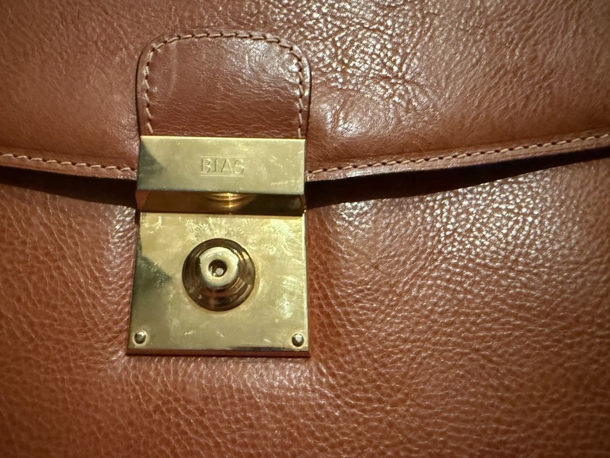 Borse: Bias Leder Tasche  – Usato da Claro venduto da KarinS84 3