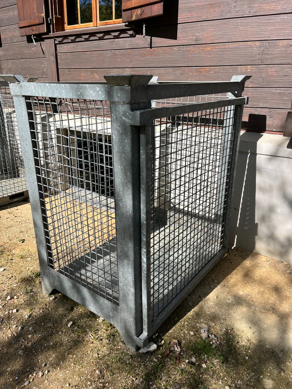 Griglie e Inferriate: Euro Gitterbox – Usato da Muttenz venduto da Bhuebi