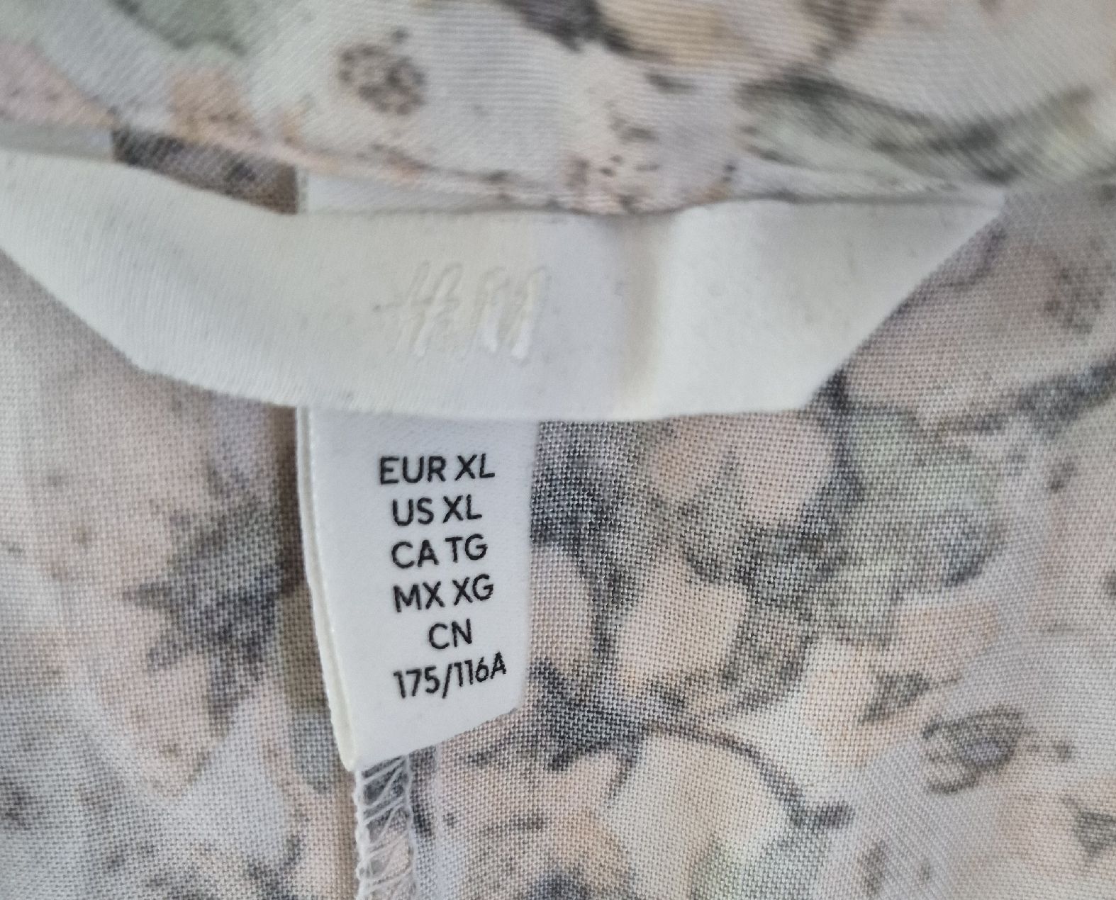 H&M Vestiti: Jolie robe légère  – Usato da Bern venduto da dasgesuchtobjekt 1