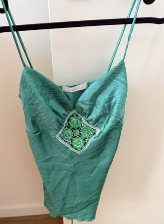 Charlotte Russe Haut dos lacets vert paillettes T. S
