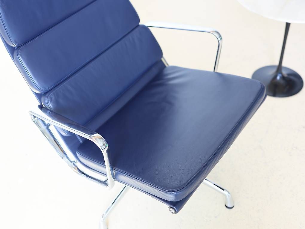 Vitra Sessel: VITRA Soft Pad Sessel EA 222 in Dunkelblauer Farbe – Gebraucht aus Meinisberg von atelier_TILIJA 3