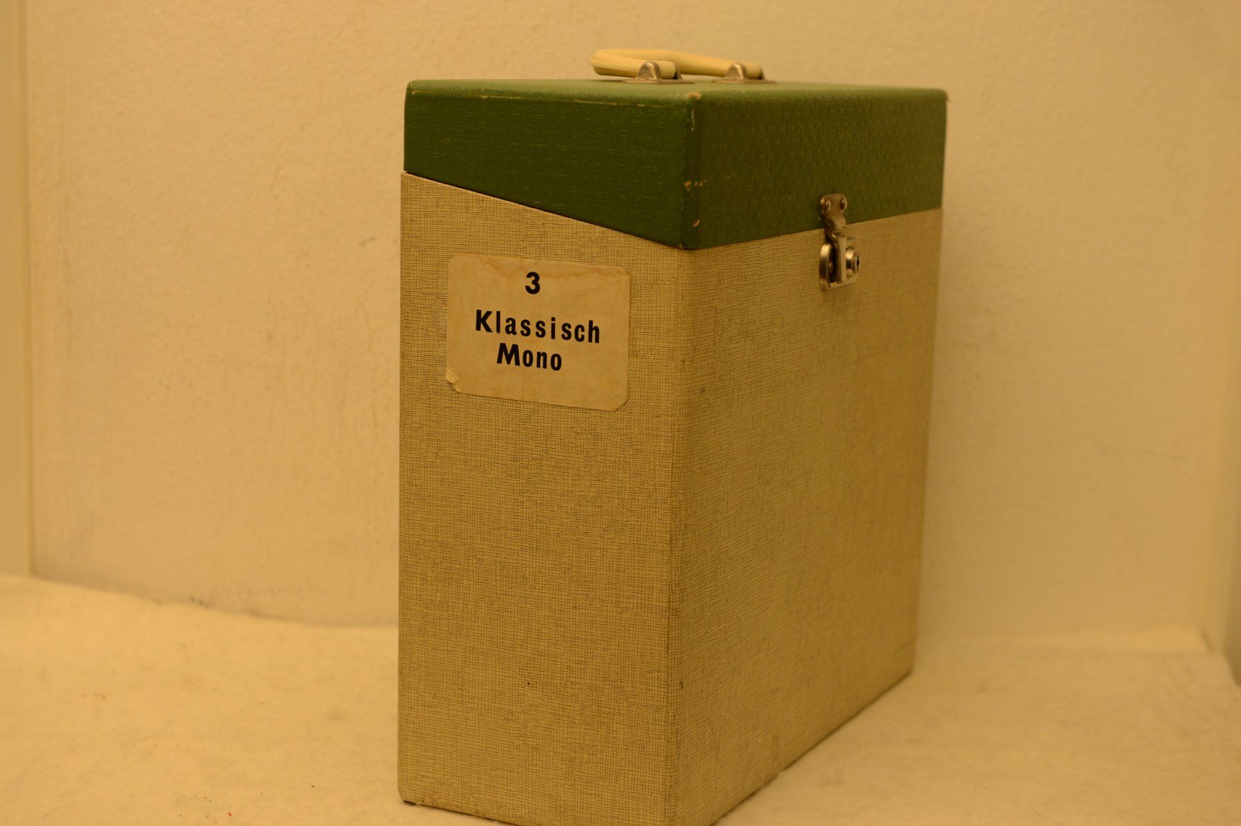 Valises de voyage: LP Koffer Schallplatten Koffer – D'occasion à Sachseln par Smatsch54 2