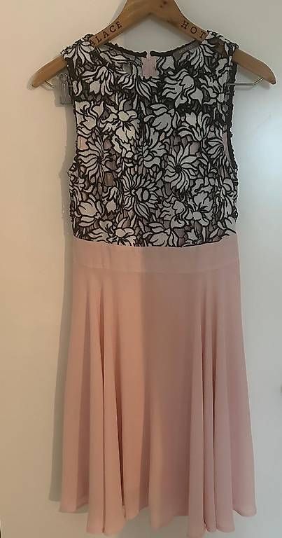 Vestiti: Kleid - S – Usato da Wauwil venduto da est_r5td
