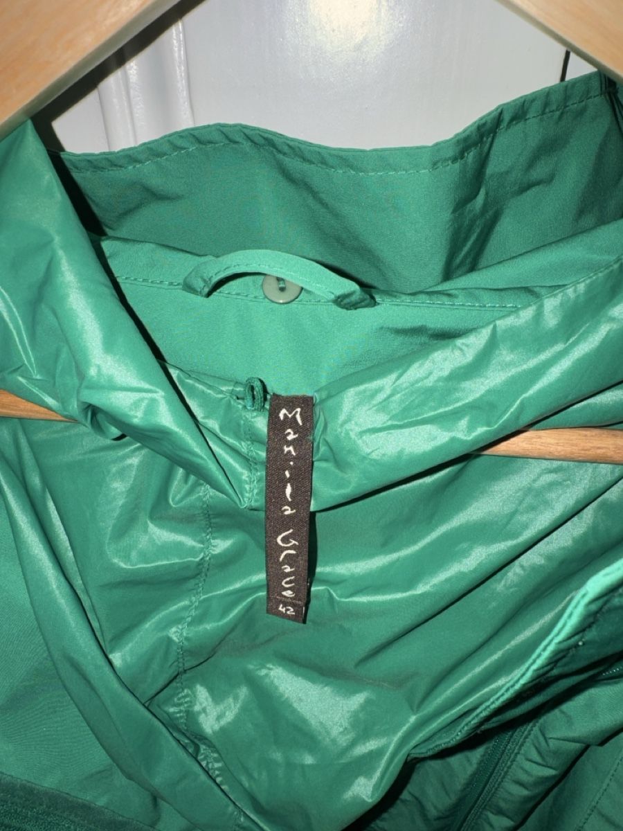 Manila Grace Giacche: Kway / coupe vent Manila Grace – Nuovo (secondo la descrizione) da Yverdon-les-Bains venduto da lpp_bx7l 1