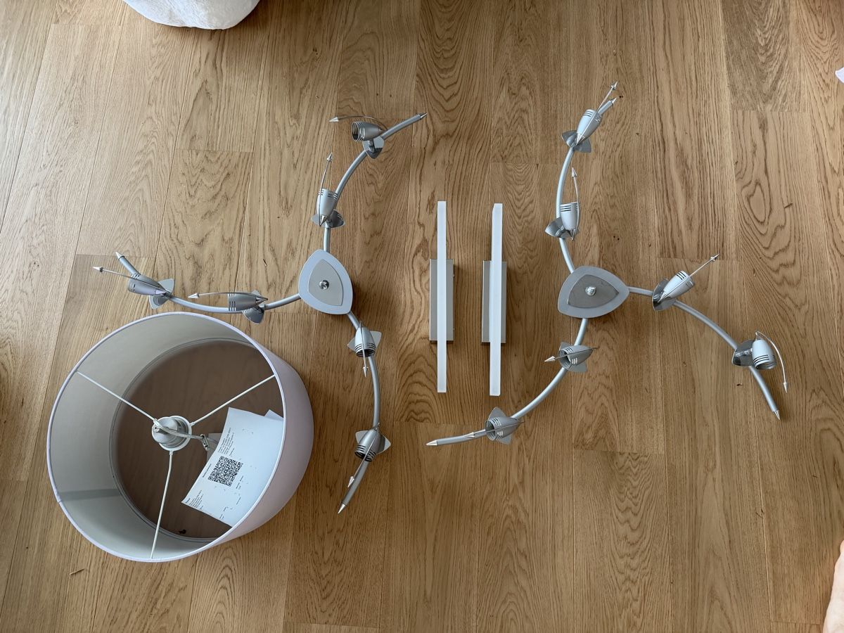 Lustres & lampes de plafonds: Ensemble de plafonniers LED et appliques murale LED – D'occasion à Carouge GE par Paret0