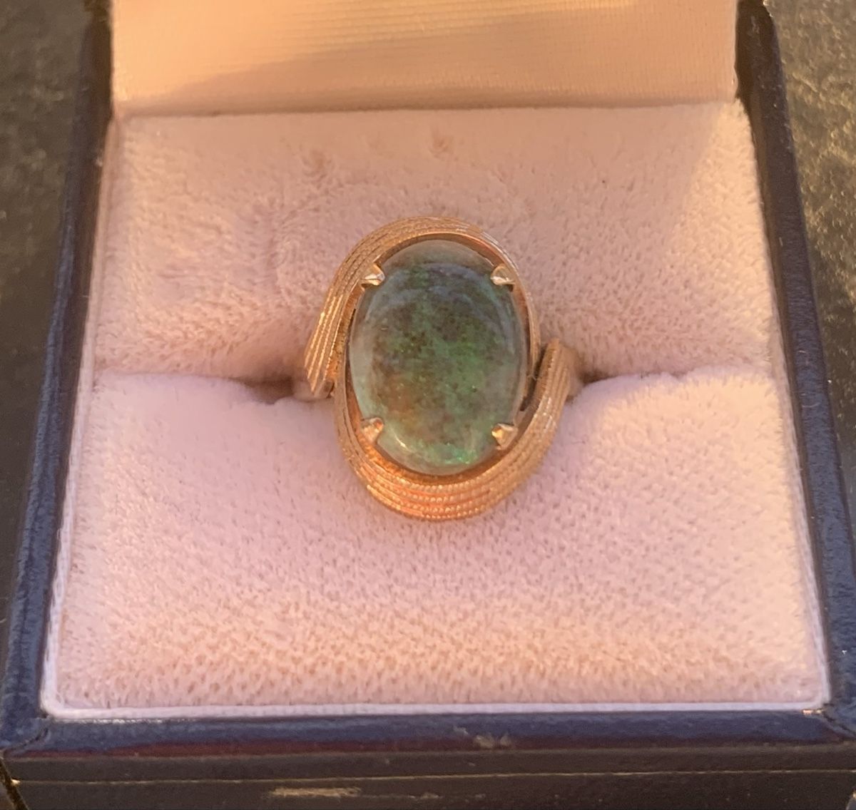 Ringe: Gold Ring mit grünem Opal, Vintage, Grösse 52 – Gebraucht aus Zürich von MK124