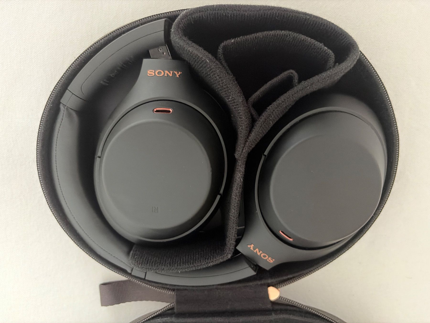 Sony Kopfhörer: Sony WH-1000XM4 – Gebraucht aus Münsterlingen von SLano