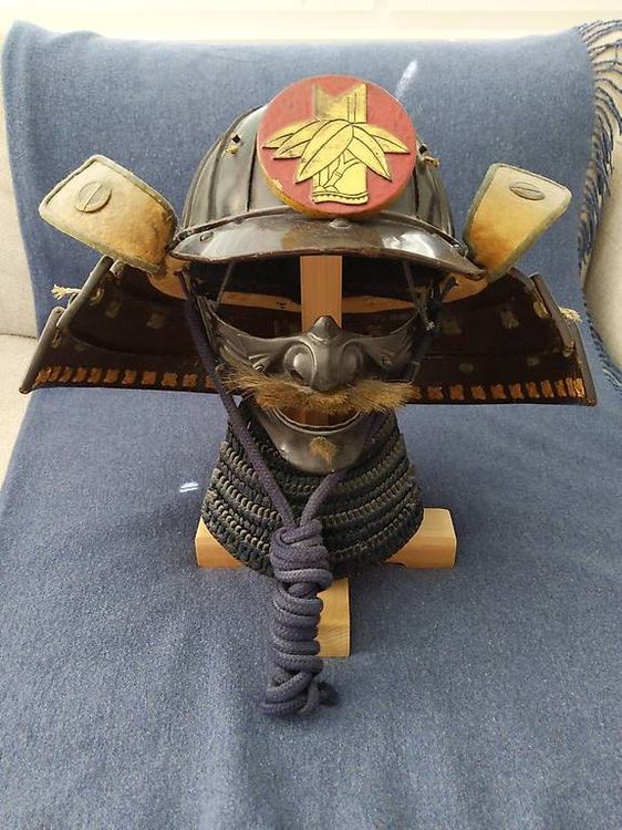 Casque Blindé Samouraï Yoroi Iroiroodoshi - Ancien Original Japonais