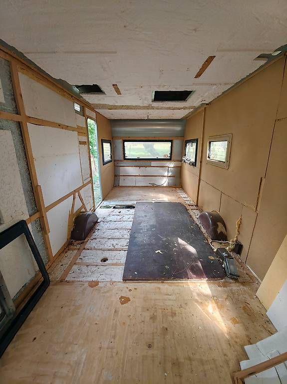 Rimorchi: Wohnwagen  gratis abzuholen - (Flumenthal, SO) – Usato da Flumenthal venduto da mor_p5zg
