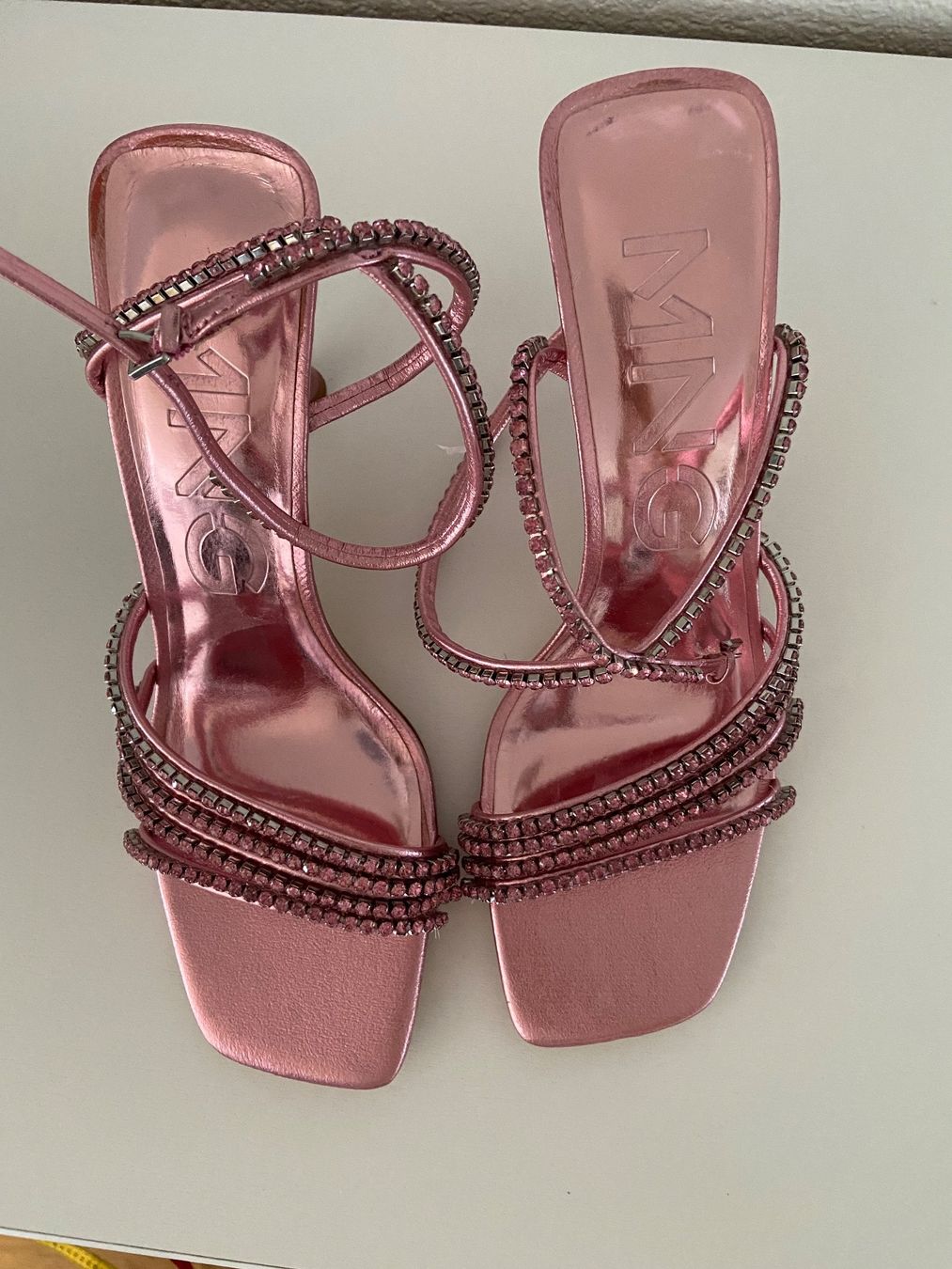 Chaussures femmes: NEU: Sandaletten – Neuf (Voir description) à Bülach par kittygismo 1