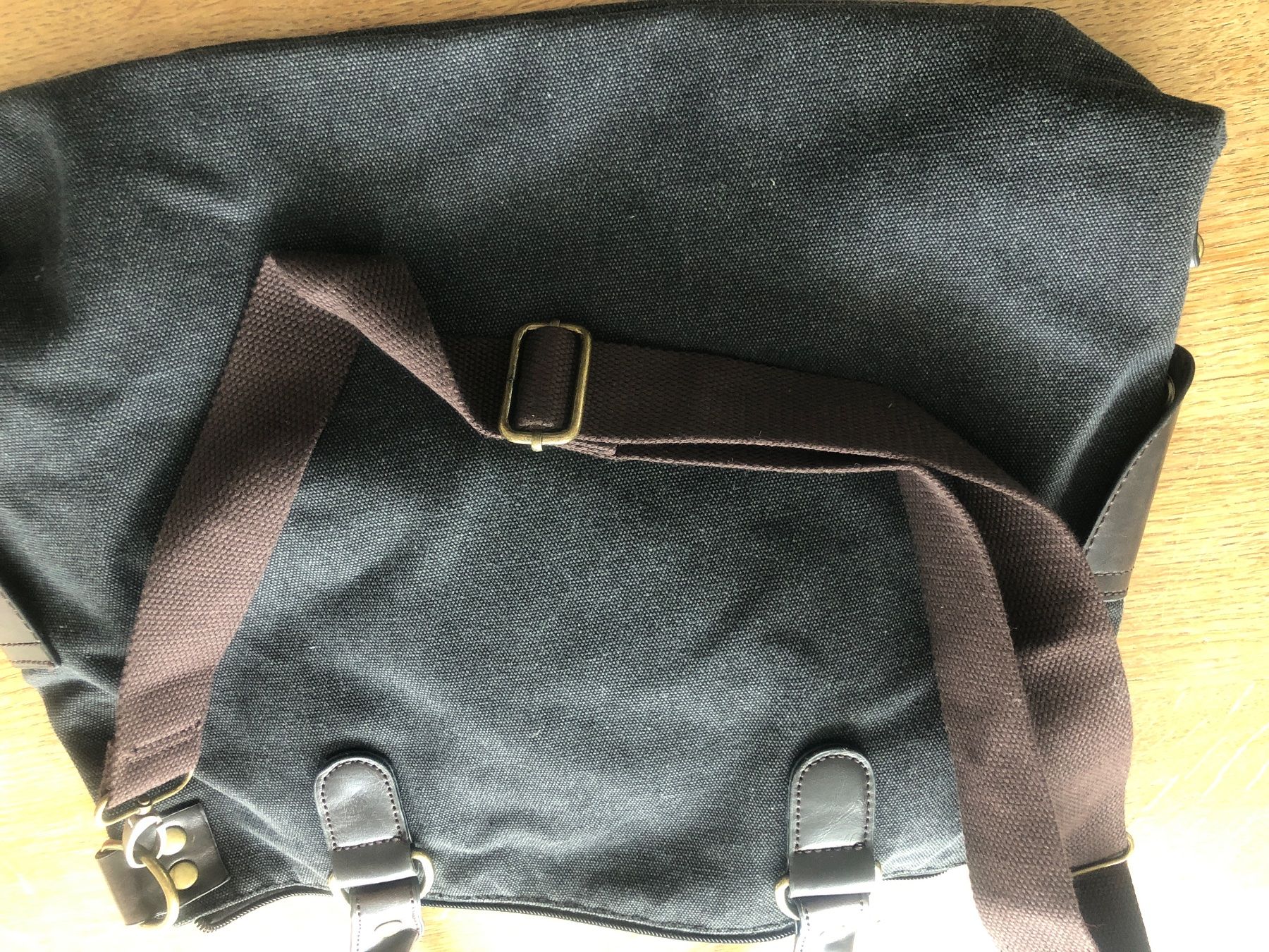 Borse da donna: Praktische Tasche – Nuovo (secondo la descrizione) da Wichtrach venduto da henzmann1 3