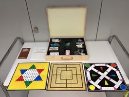 Grosses Spielesammlung im Holzkoffer - Wiitergäh