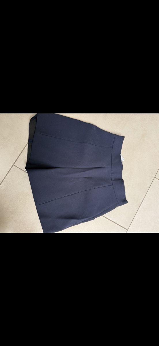 Zara Pantaloni: Zara Short/Minirock – Usato da Vaduz venduto da GiuliaSu 2