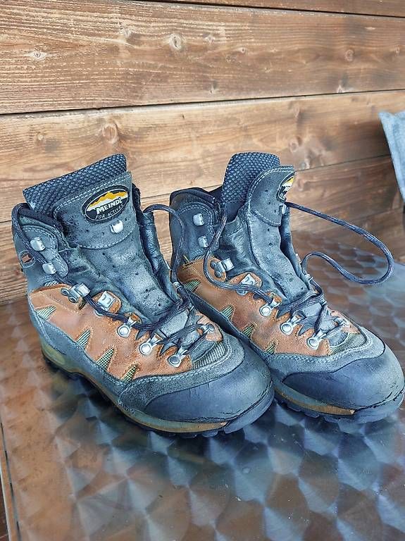 Meindl Herrenschuhe: MEINDL Wanderschuh GORETEX – Gebraucht aus Reichenbach im Kandertal von Gt600 1