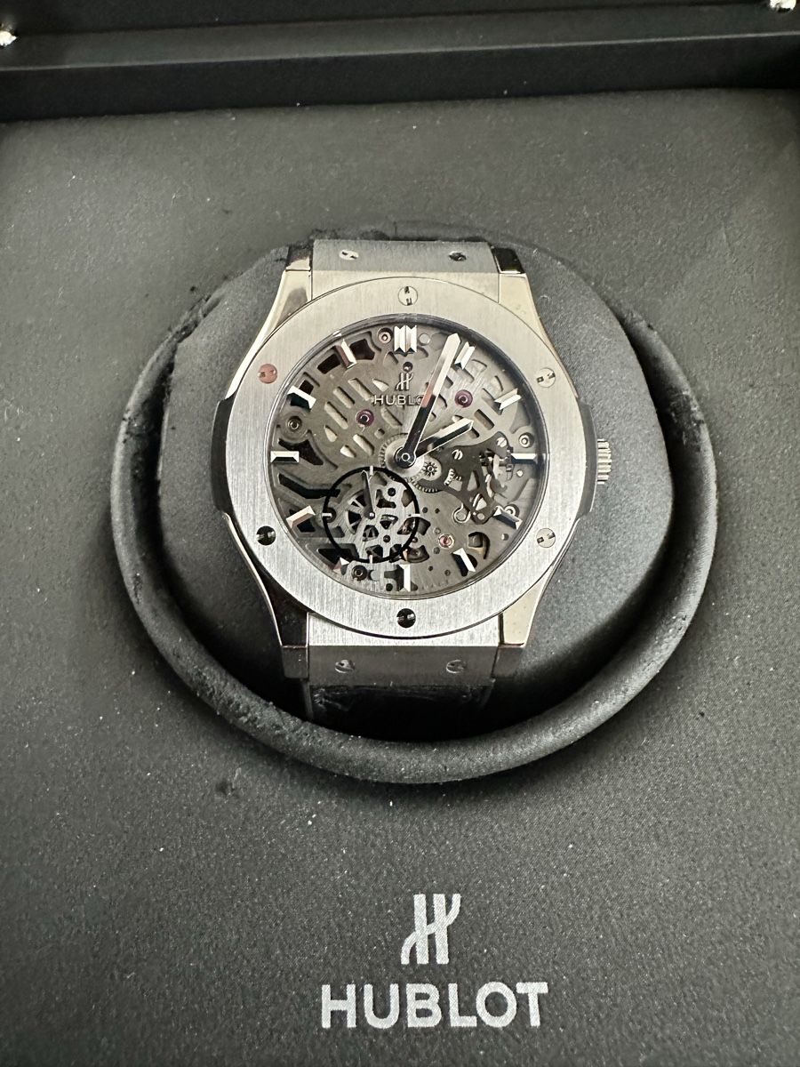 Hublot Orologi: Hublot Classic Fusion Ultra-Thin Titanium – Nuovo (secondo la descrizione) da Kölliken venduto da Gentle