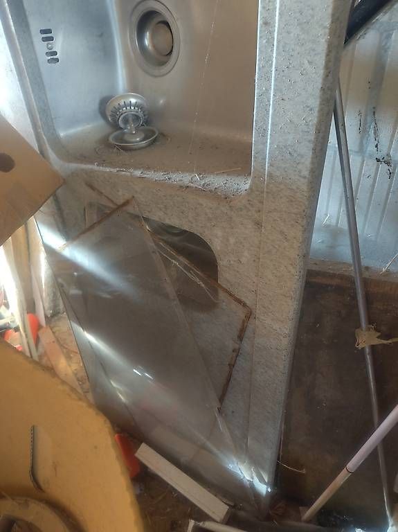 Cucine complete: Marmor Küchenablage – Usato da Hofstetten ZH venduto da Gischis 2