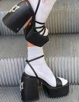 Naked Wolfe Jada Sandalen / sandales . 37 = 24 cm