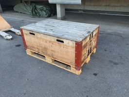 Palette Rahmen mit Deckel und Palette 